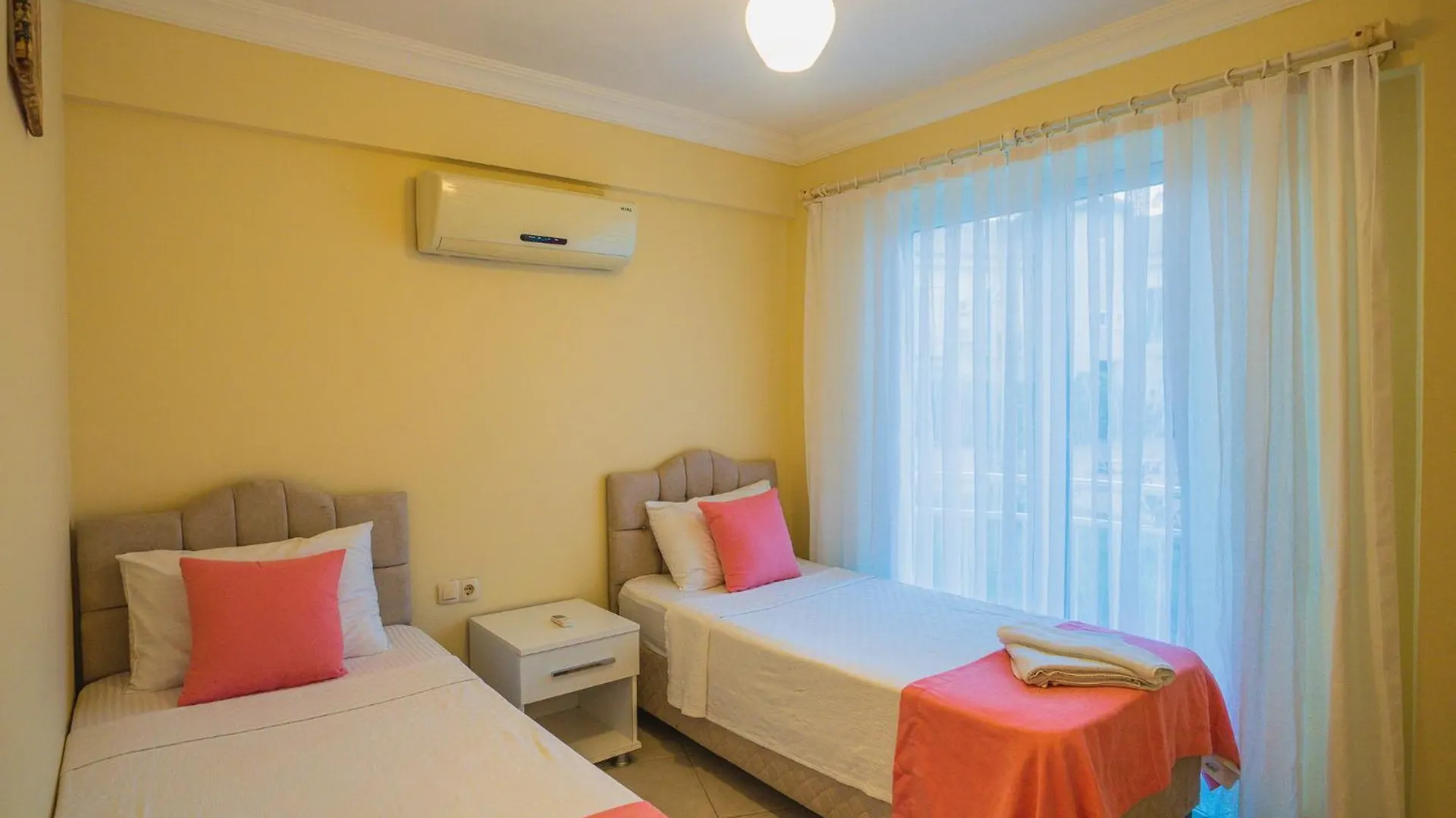 Aparthotel Sunset Beach Club Aqua Lettings Fethiye