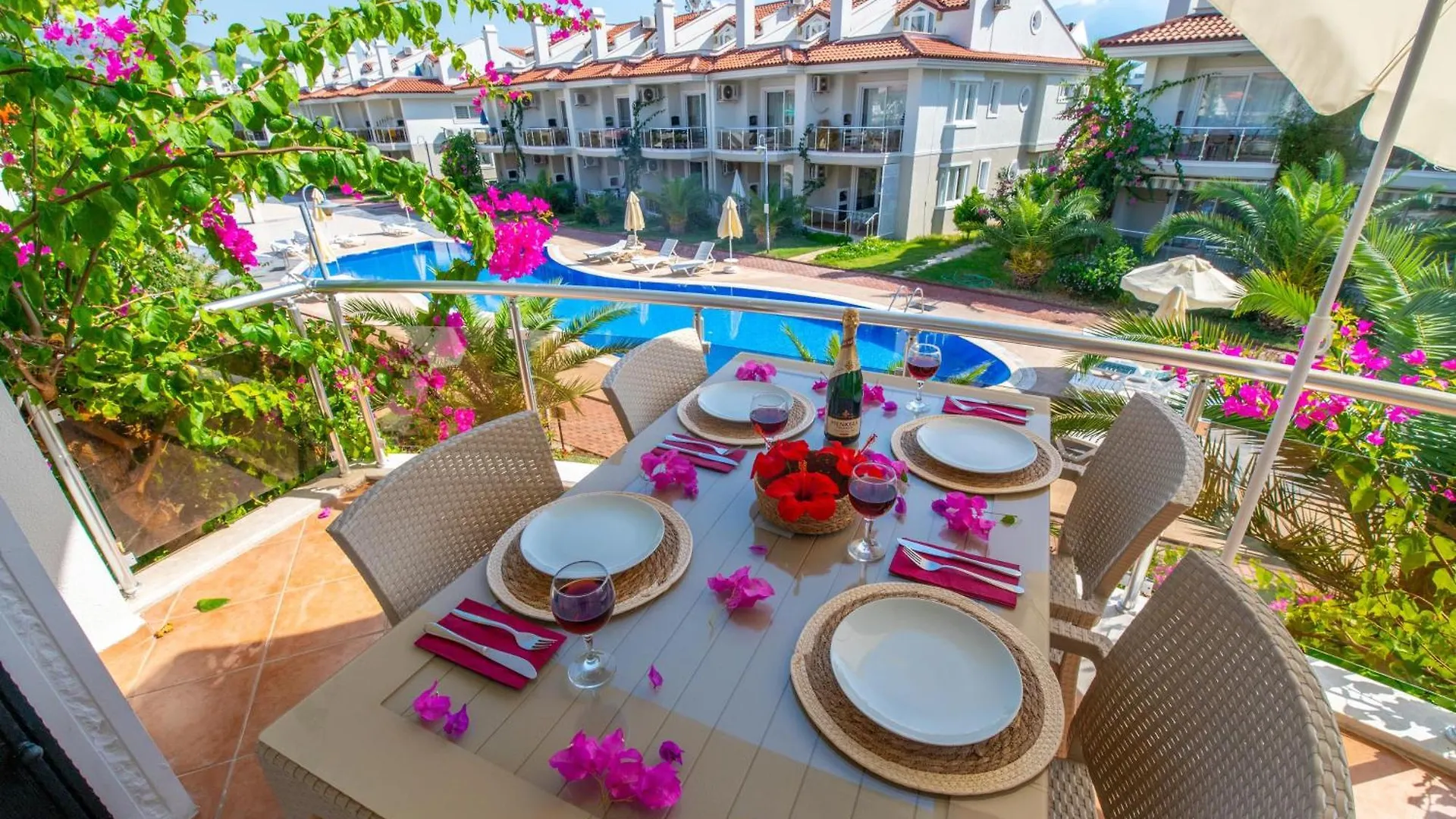 Aparthotel Sunset Beach Club Aqua Lettings Fethiye