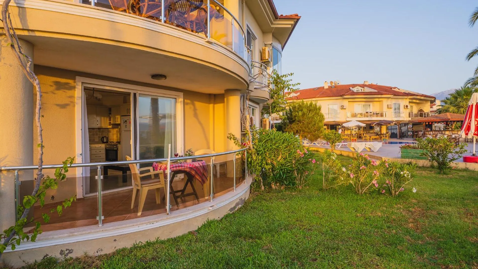 Sunset Beach Club Aqua Lettings Fethiye Aparthotel