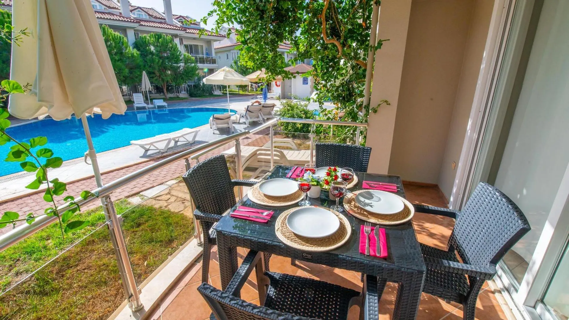 *** Aparthotel Sunset Beach Club Aqua Lettings Fethiye Turkey