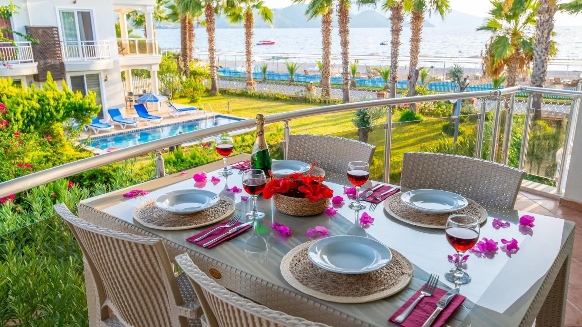 Aparthotel Sunset Beach Club Aqua Lettings Fethiye