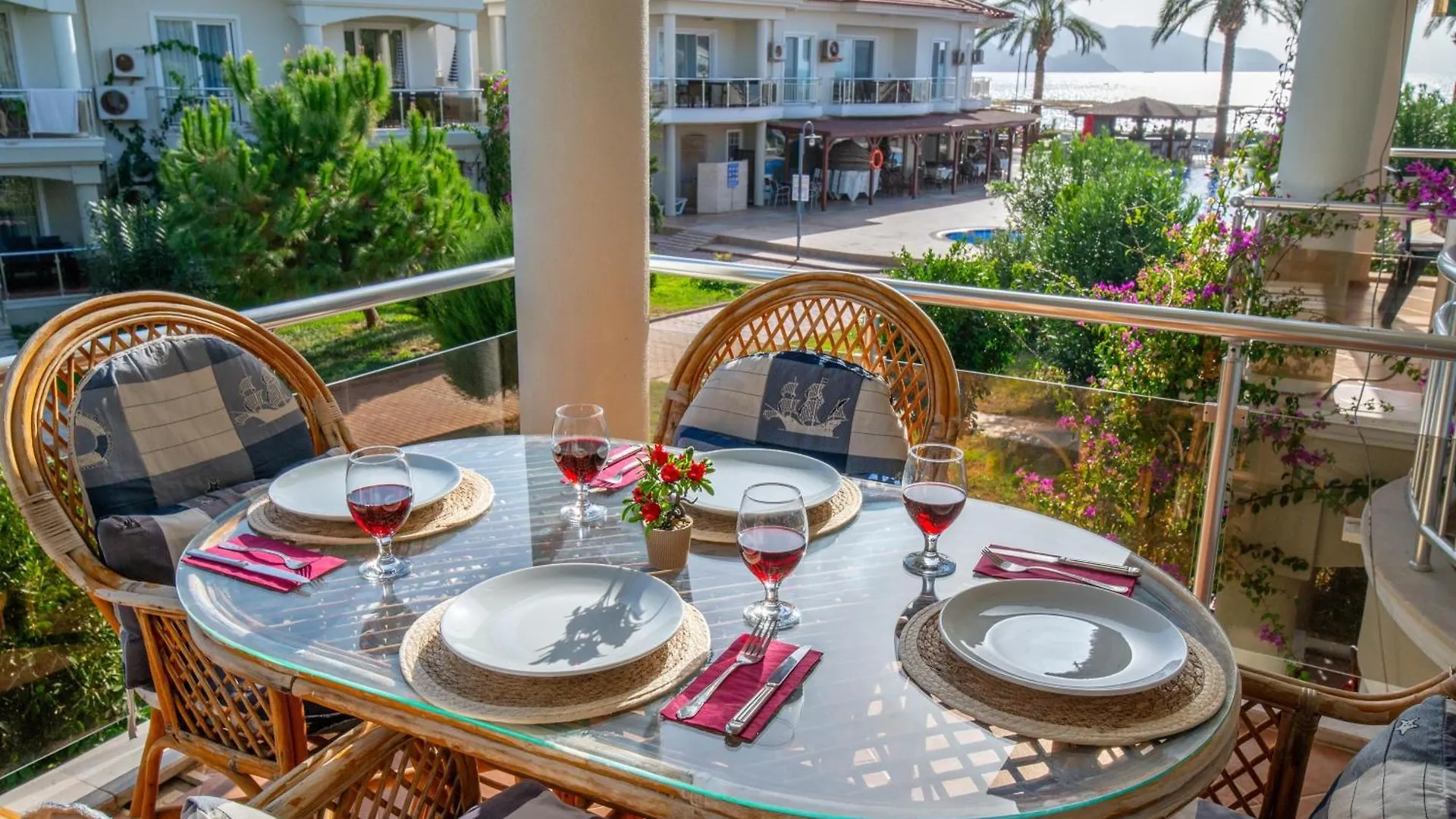 *** Aparthotel Sunset Beach Club Aqua Lettings Fethiye Turkey